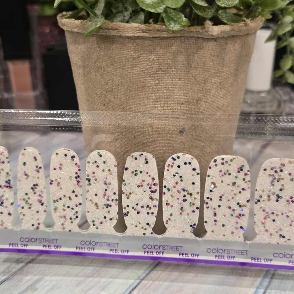 Color Street Confetti Glitter Press On Nail Design - Picture 3 of 3